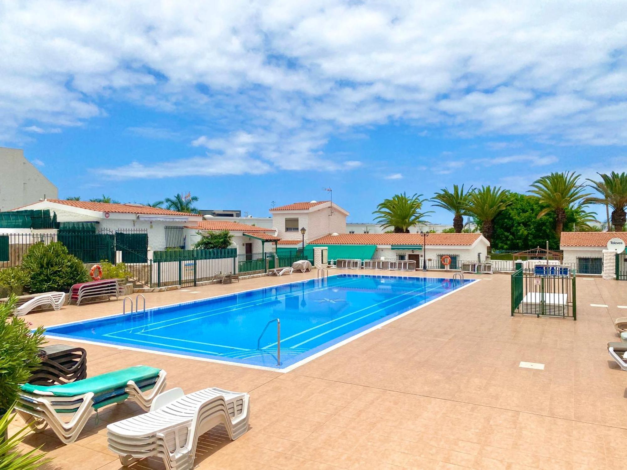 Adeje Beach Apartament + Parking Адехе Экстерьер фото